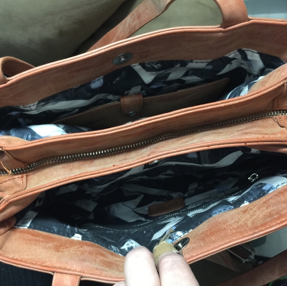 co-lab purse - Picture 3 of 4